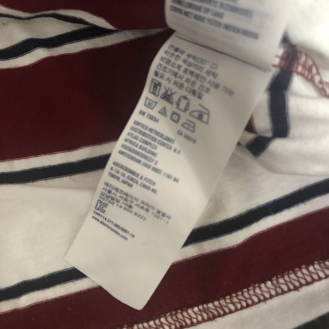 Abercrombie&Fitch(アバクロンビーアンドフィッチ)のアバクロンビー&フィッチ　abacrombie ビッグ　ロゴ　Tシャツ　140 キッズ/ベビー/マタニティのキッズ服男の子用(90cm~)(Tシャツ/カットソー)の商品写真