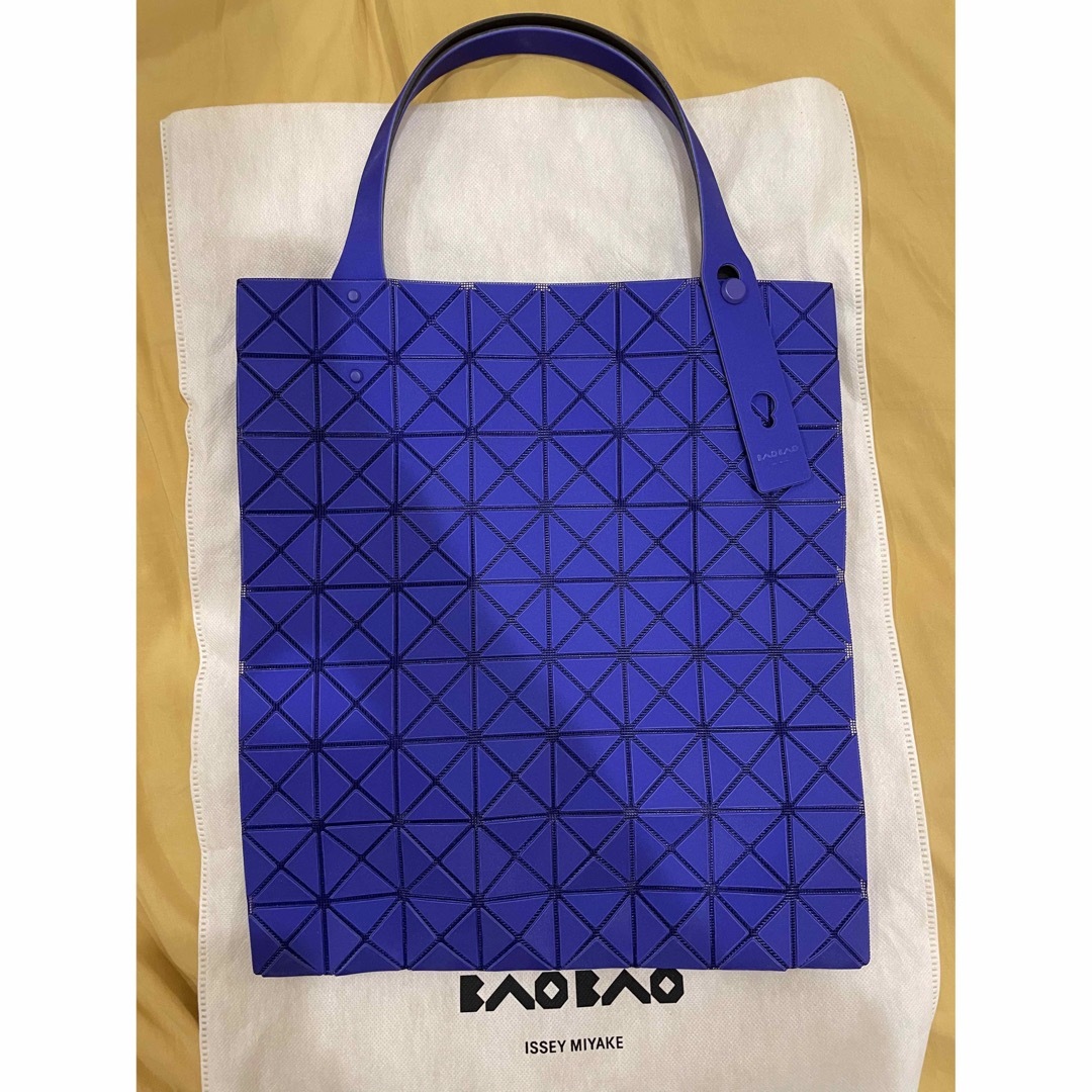 BaoBaoIsseyMiyake(バオバオイッセイミヤケ)のBAO BAO ISSEY  MIYAKE PRISM PLUS  レディースのバッグ(トートバッグ)の商品写真