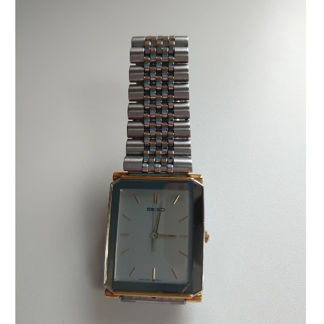 SEIKO(セイコー)のセイコー クオーツ 5P31-5A80 メンズの時計(腕時計(アナログ))の商品写真