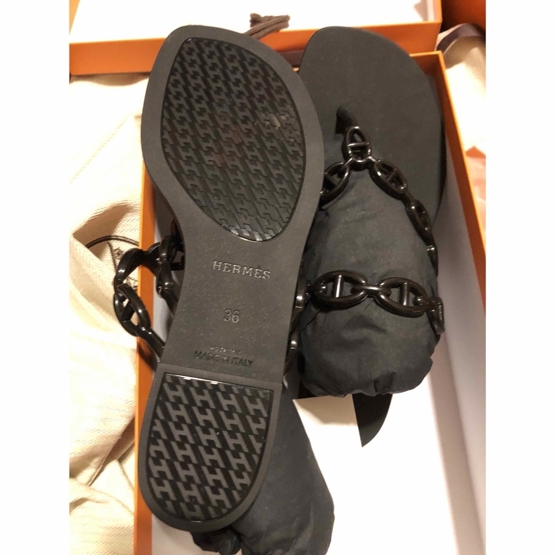 Hermes(エルメス)の 新品未使用 2024SS HERMESサンダル アイランド 黒  エルメス レディースの靴/シューズ(サンダル)の商品写真