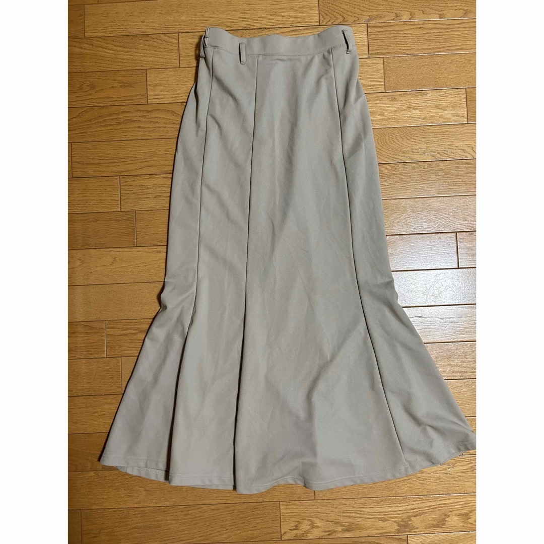 ベージュ　マーメイドスカート　ロングスカート　Lサイズ レディースのスカート(ロングスカート)の商品写真