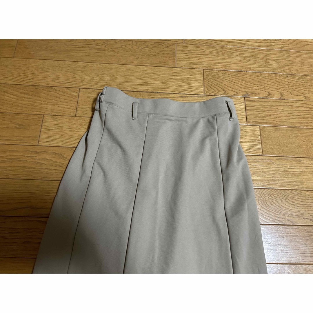 ベージュ　マーメイドスカート　ロングスカート　Lサイズ レディースのスカート(ロングスカート)の商品写真