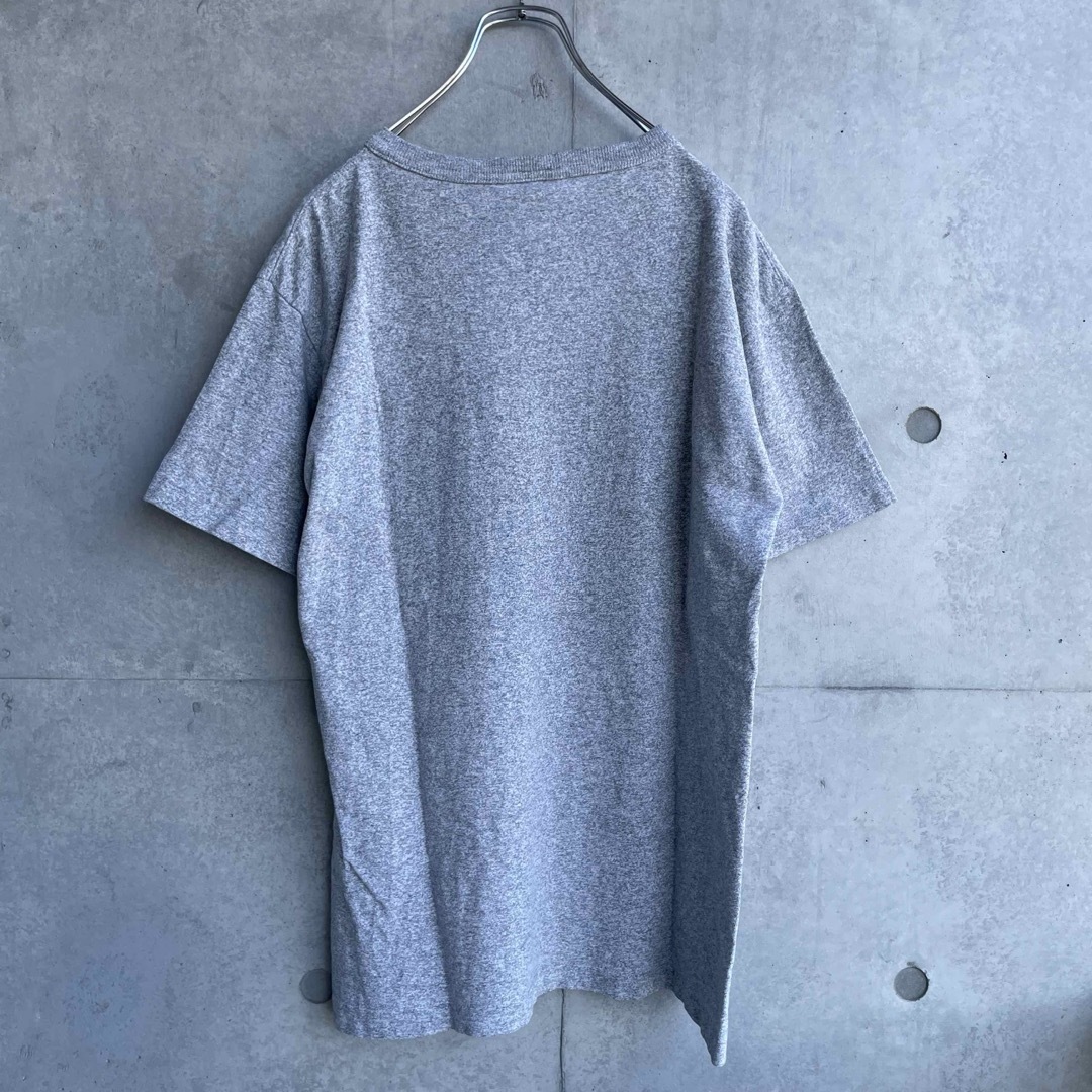 Champion(チャンピオン)のUSA製 Champion T1011 ポケット Tシャツ ワンポイント グレー レディースのトップス(Tシャツ(半袖/袖なし))の商品写真