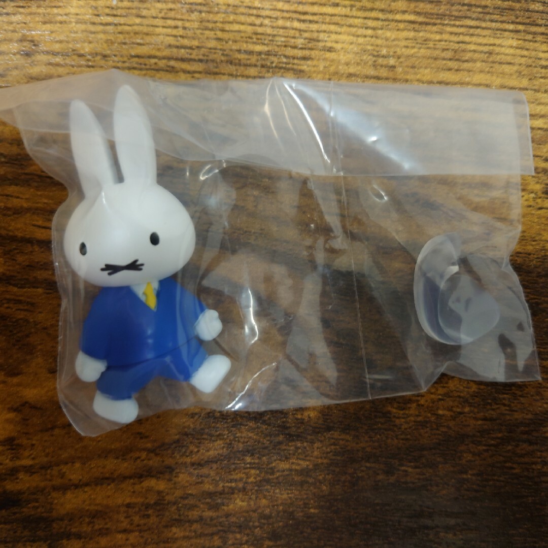 miffy(ミッフィー)のミッフィーガチャ　ならぶんです。2　おとうさん エンタメ/ホビーのおもちゃ/ぬいぐるみ(キャラクターグッズ)の商品写真