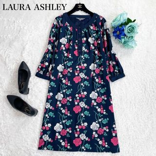 美品✨LAURA ASHLEY ローラアシュレイ　ゆったり花柄　ワンピース　11