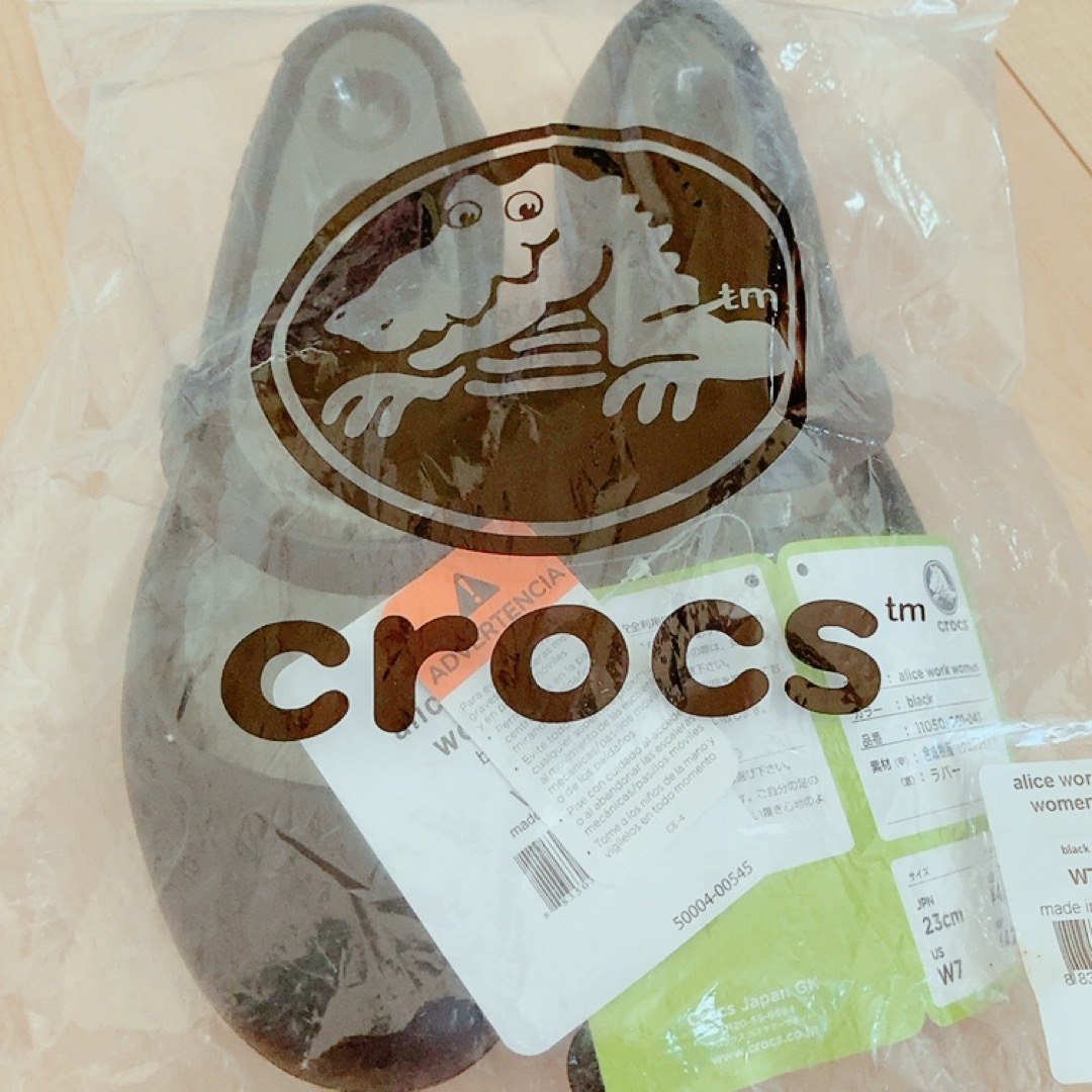 crocs(クロックス)の【新品】23cm CROCSクロックス　アリスワーク ブラック W7  パンプス レディースの靴/シューズ(ハイヒール/パンプス)の商品写真