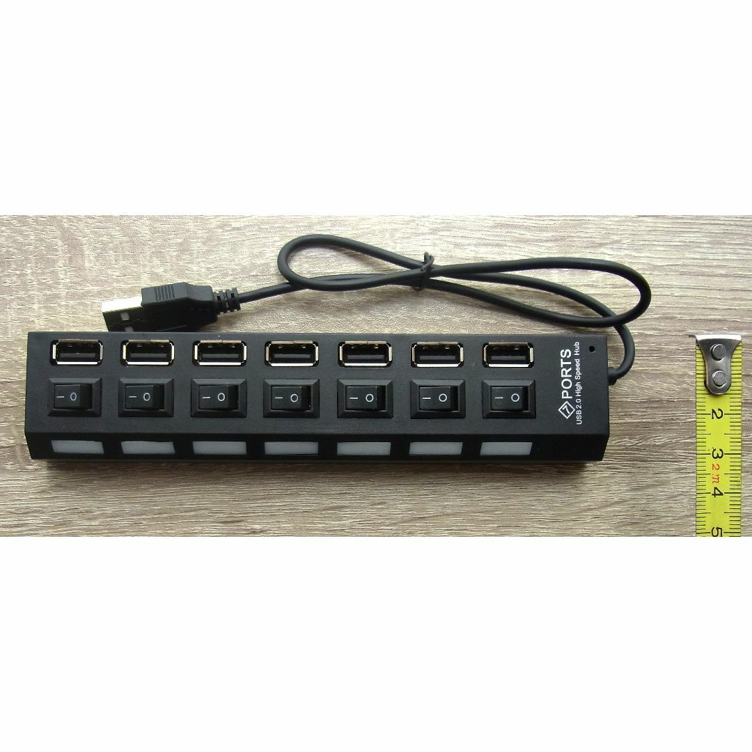 【新品/未使用品】PUJIMAX USB ハブ 7ポート 個別電源スイッチ付 スマホ/家電/カメラのPC/タブレット(PC周辺機器)の商品写真