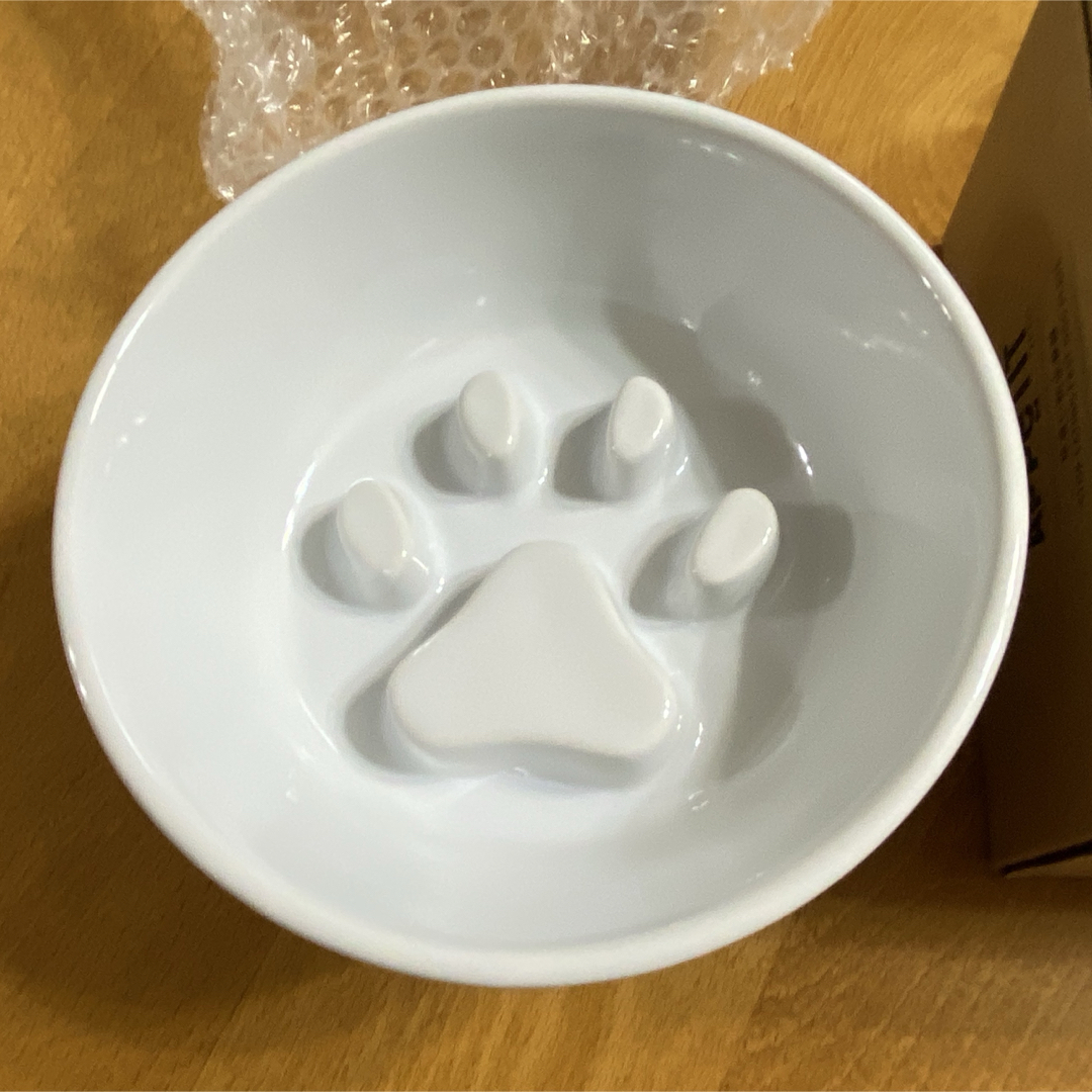 フードボウル アペティ 早食い防止 プレート 犬 猫 肉球 ホワイト その他のペット用品(犬)の商品写真