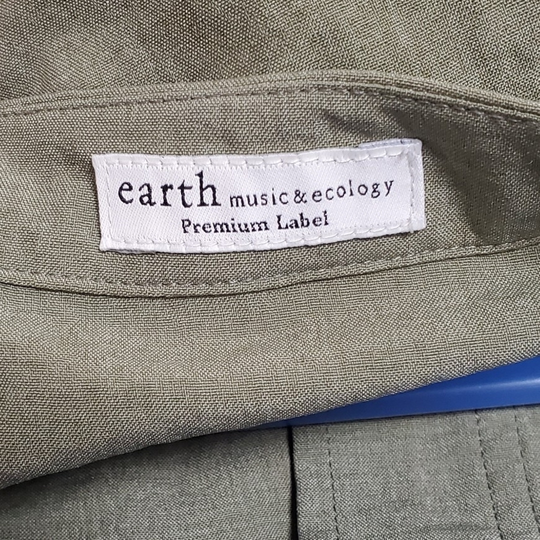 earth music & ecology(アースミュージックアンドエコロジー)のearearth music&ecology　ノーカラーブラウス レディースのトップス(シャツ/ブラウス(長袖/七分))の商品写真