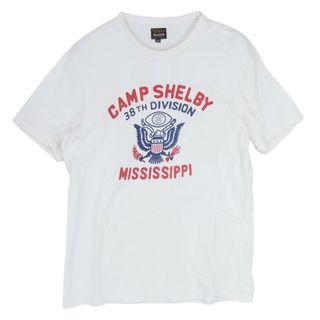 ザリアルマッコイズ(THE REAL McCOY'S)のThe REAL McCOY'S ザリアルマッコイズ Ｔシャツ CAMP SHELBY プリント Tシャツ ホワイト系 M 38【中古】(シャツ)