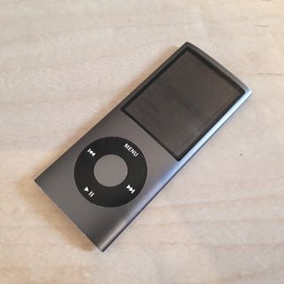 Apple iPod nano 8GB 第4世代 グレー アップル アイポッド(ポータブルプレーヤー)