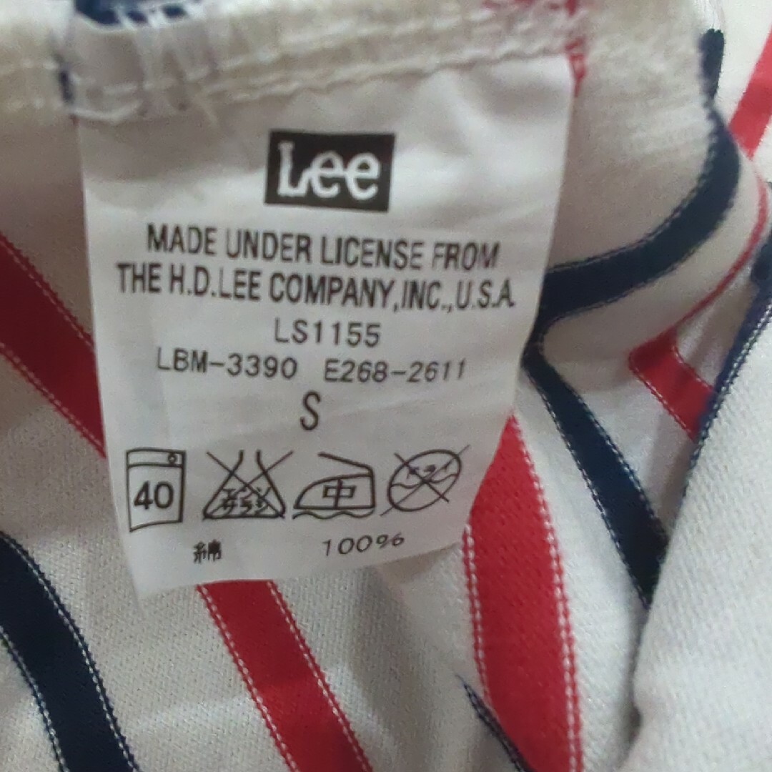 Lee(リー)のLee  ボーダートップス　未使用　S レディースのトップス(Tシャツ(半袖/袖なし))の商品写真