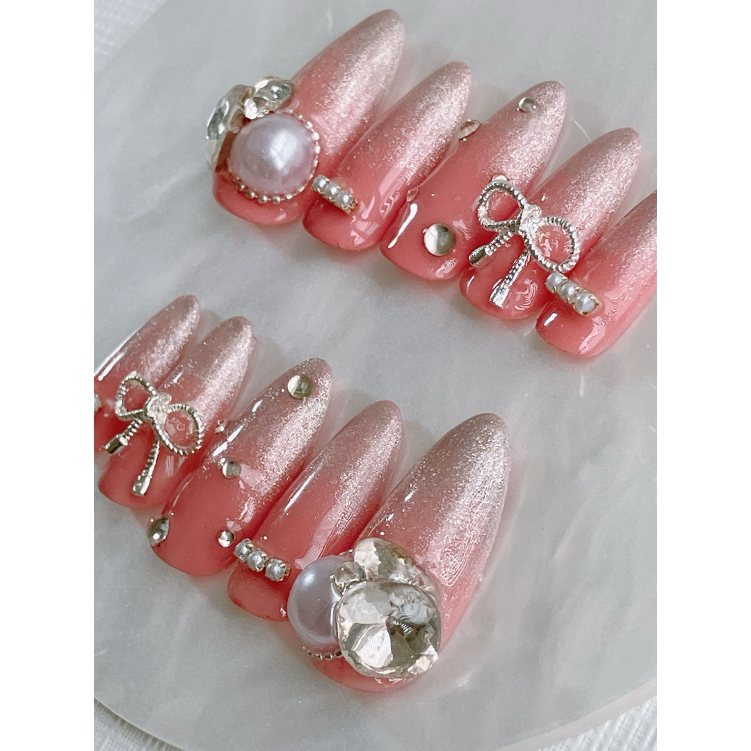 現品 ピンク系 韓国系 ネイル リボン マグネット コスメ/美容のネイル(つけ爪/ネイルチップ)の商品写真