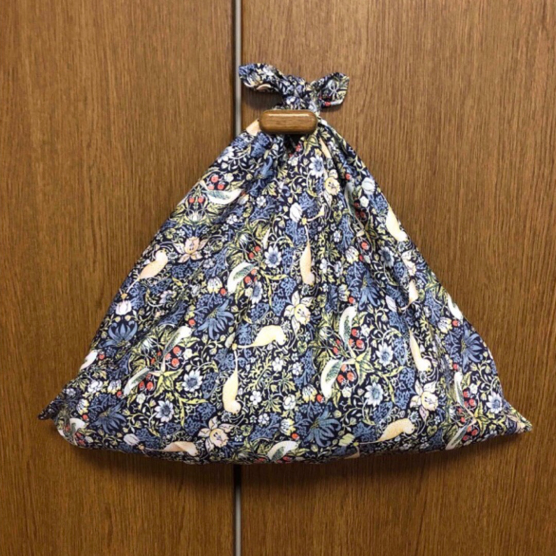William Morris(ウィリアム・モリス)のあずま袋　手提げタイプ　ウィリアムモリス　ハンドメイド ハンドメイドのファッション小物(バッグ)の商品写真