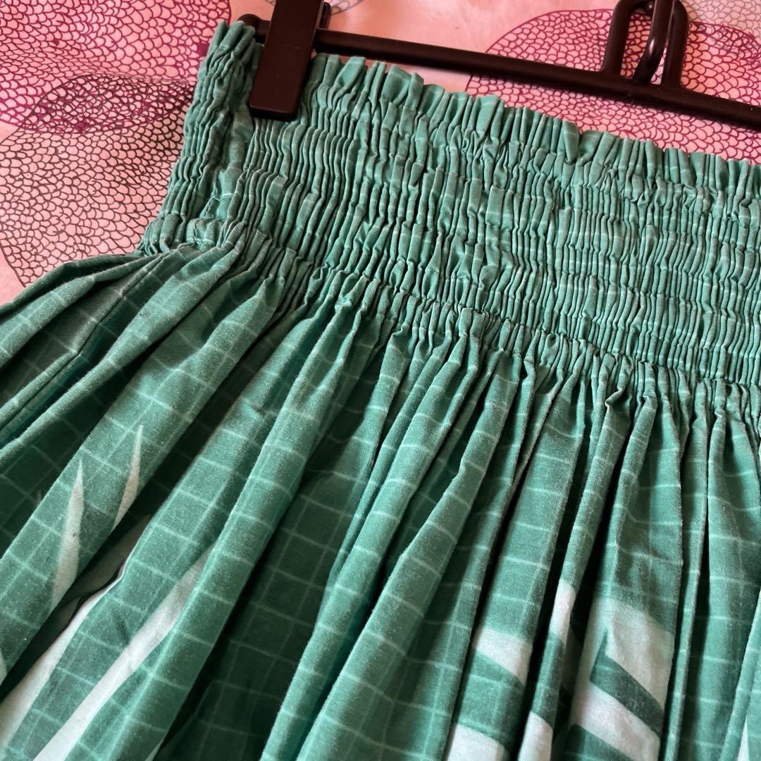 nanipua パウスカート　グリーン レディースのスカート(ロングスカート)の商品写真