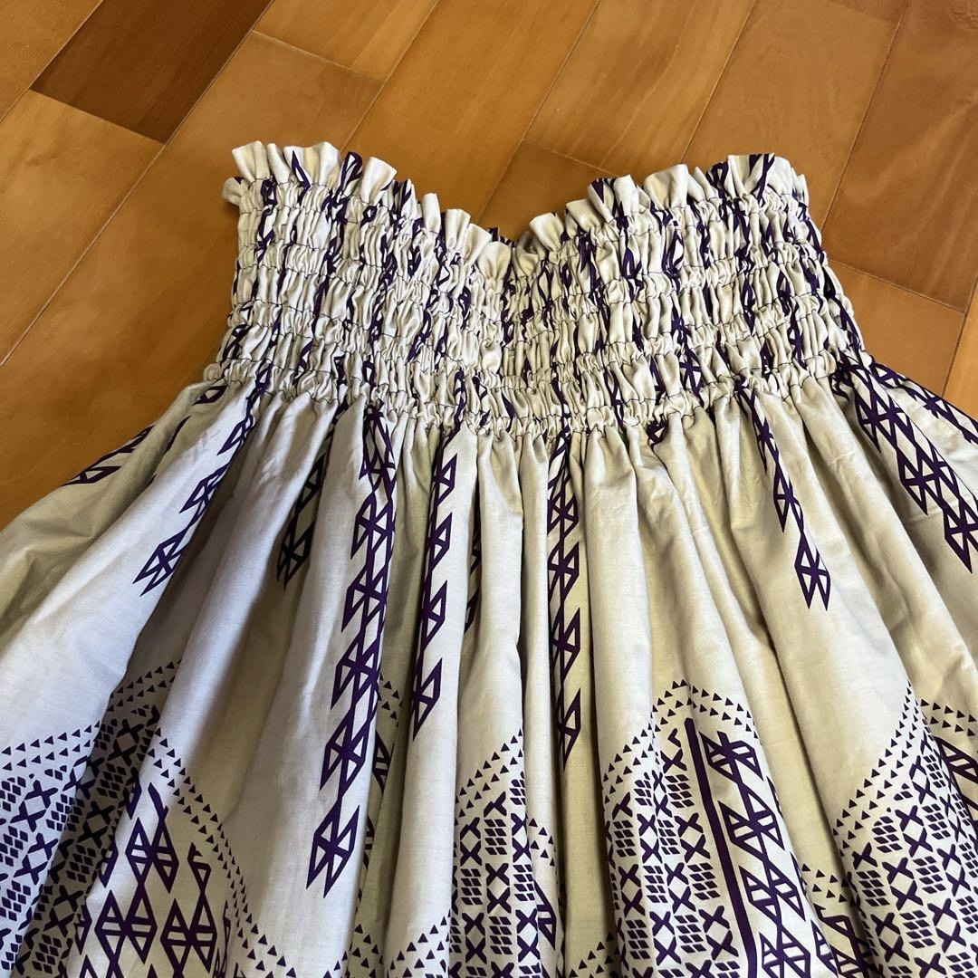 パウスカート　ベージュ×パープル レディースのスカート(ロングスカート)の商品写真
