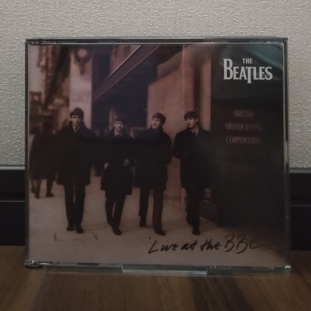 THE BEATLES(ビートルズ)の＊519 【CD2枚】THE BEATLES   Live at the BBC エンタメ/ホビーのCD(ポップス/ロック(洋楽))の商品写真