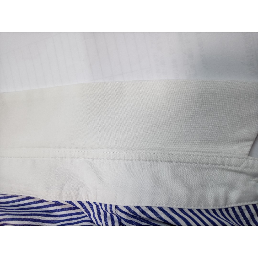 sacai(サカイ)のsacai　サカイ　ストライプシャツ　バックフレア　ベルト付き レディースのトップス(シャツ/ブラウス(長袖/七分))の商品写真
