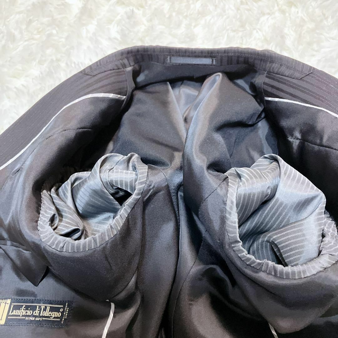 Le Chicイタリア生地　テーラードジャケット　ブラック　ストライプ　M メンズのジャケット/アウター(テーラードジャケット)の商品写真