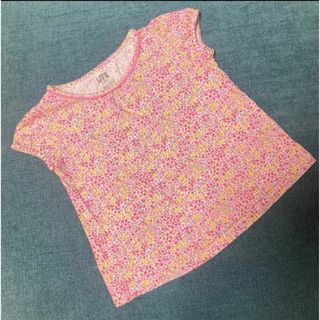 ユニクロ(UNIQLO)のユニクUNIQLO 半袖 Tシャツ　110 ピンク LIBERTYLONDON(Tシャツ/カットソー)