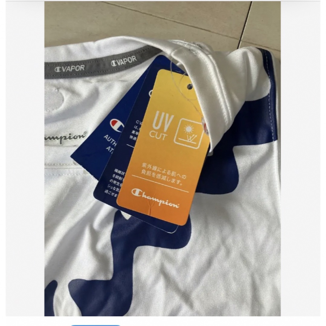 Champion(チャンピオン)の新品未使用❣️チャンピオンchampion ノースリーブシャツ　Mサイズ レディースのトップス(Tシャツ(半袖/袖なし))の商品写真