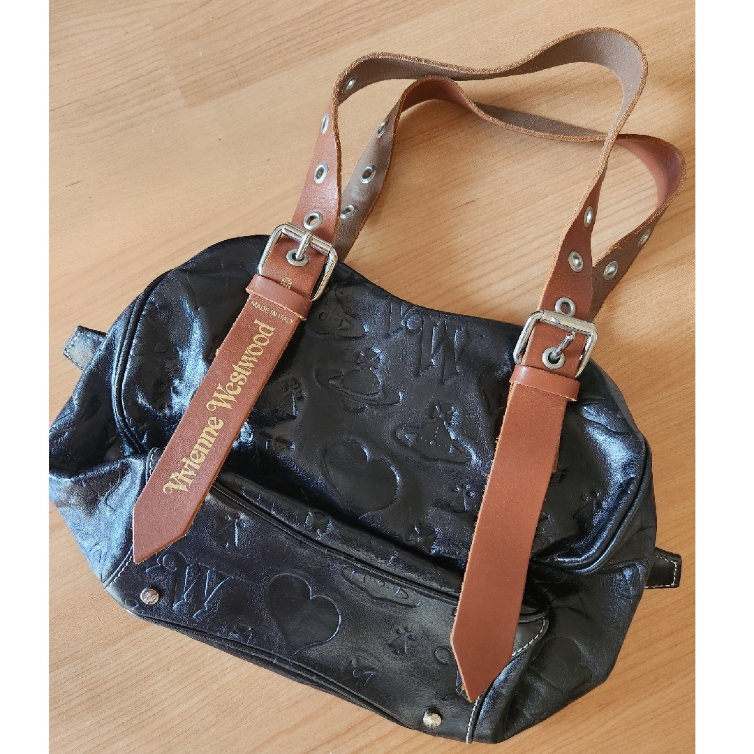 Vivienne Westwood(ヴィヴィアンウエストウッド)のヴィヴィアンウエストウッド　ハンドバッグ　レザー レディースのバッグ(トートバッグ)の商品写真