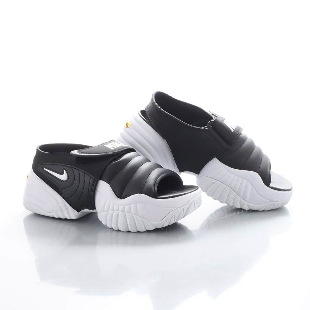 NIKE(ナイキ)の【新品27cm】NIKE アジャストフォース サンダル ブラック/ホワイト メンズの靴/シューズ(サンダル)の商品写真