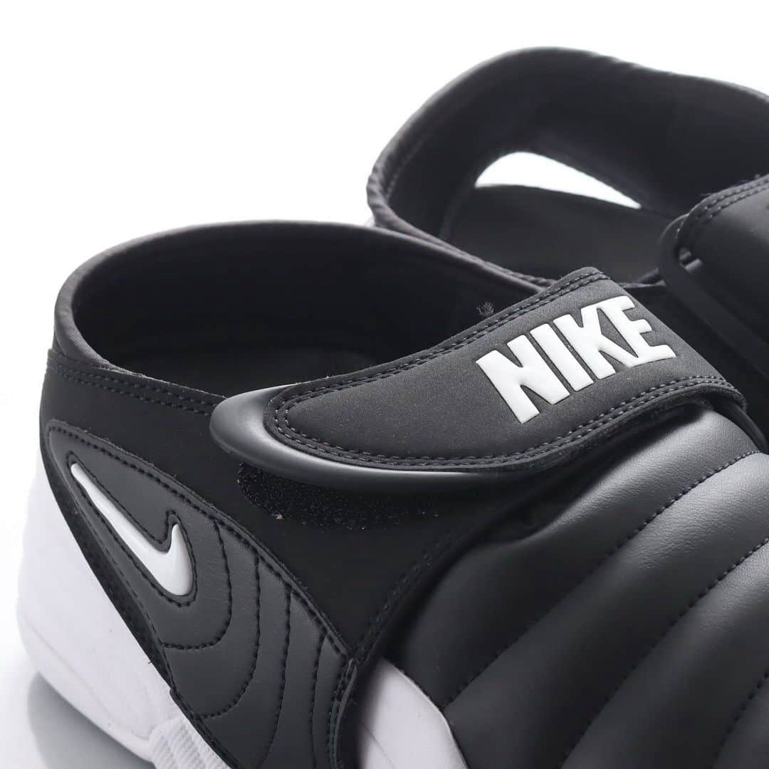 NIKE(ナイキ)の【新品27cm】NIKE アジャストフォース サンダル ブラック/ホワイト メンズの靴/シューズ(サンダル)の商品写真
