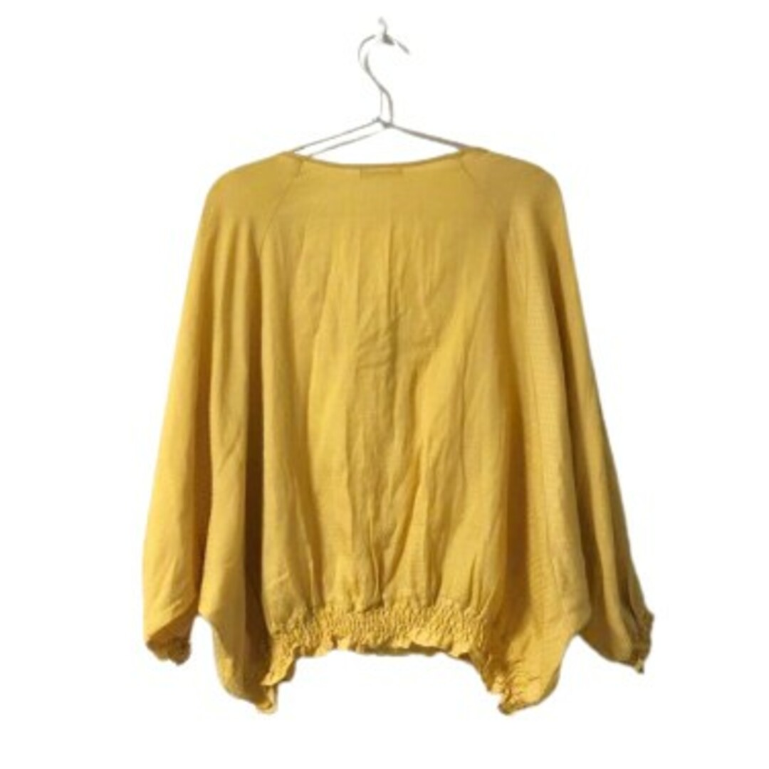Simplicite(シンプリシテェ)のシンプリシテェ明るい黄色🟡yellowイエロードルマン袖ブラウス レディースのトップス(シャツ/ブラウス(長袖/七分))の商品写真