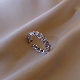 【大人気】ツイスト　鎖　リング　silver  プレゼント　指輪　結婚式(リング(指輪))