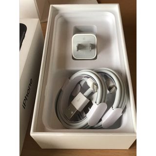 アイフォーン(iPhone)のApple純正『３点』LightningCable//充電器iPhone*(バッテリー/充電器)