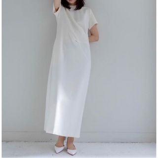 JIL SANDER(ロングワンピース/マキシワンピース ・ ホワイト JIL SANDER(ロングワンピース/マキシワンピース ・ ホワイト