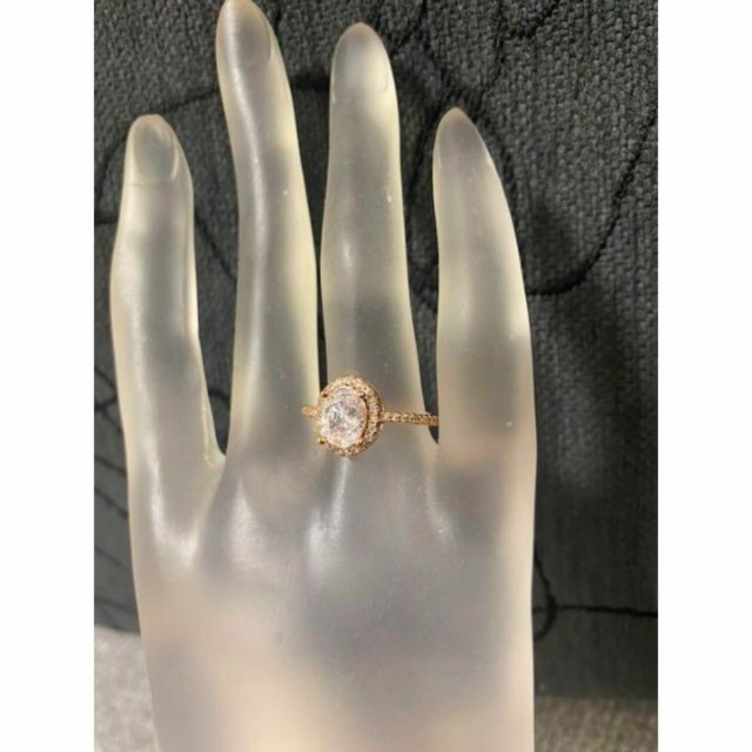 （1096）24号　ピンクゴールド高価なオーバルスワロ豪華爪留めリング　指輪 レディースのアクセサリー(リング(指輪))の商品写真