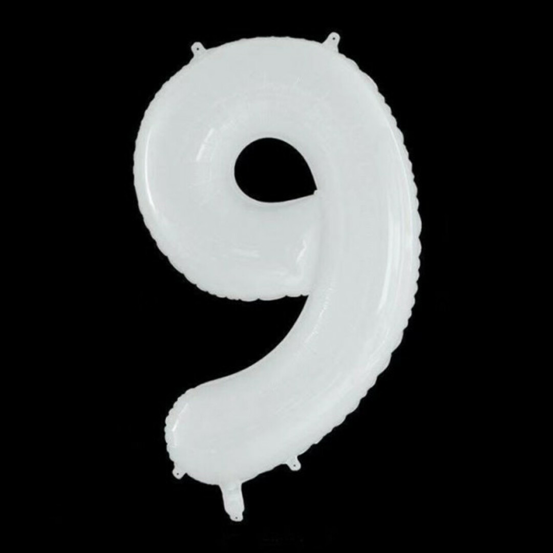 ナンバーバルーン 9 風船 誕生日 数字 白 ホワイト 飾付け お祝い 記念日 キッズ/ベビー/マタニティのメモリアル/セレモニー用品(その他)の商品写真