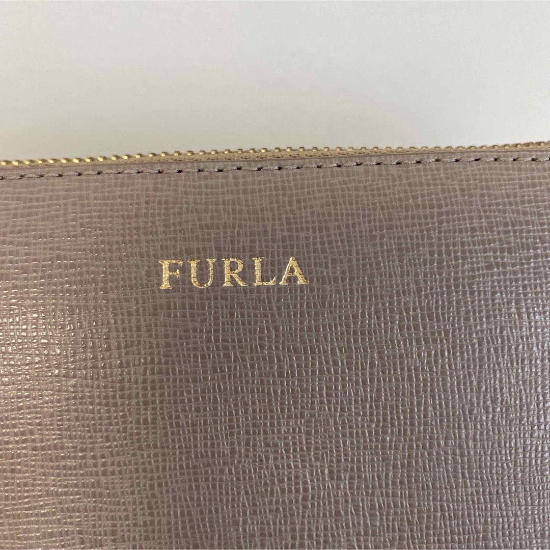 Furla(フルラ)の最終値下げ　フルラ　ポーチ レディースのファッション小物(ポーチ)の商品写真