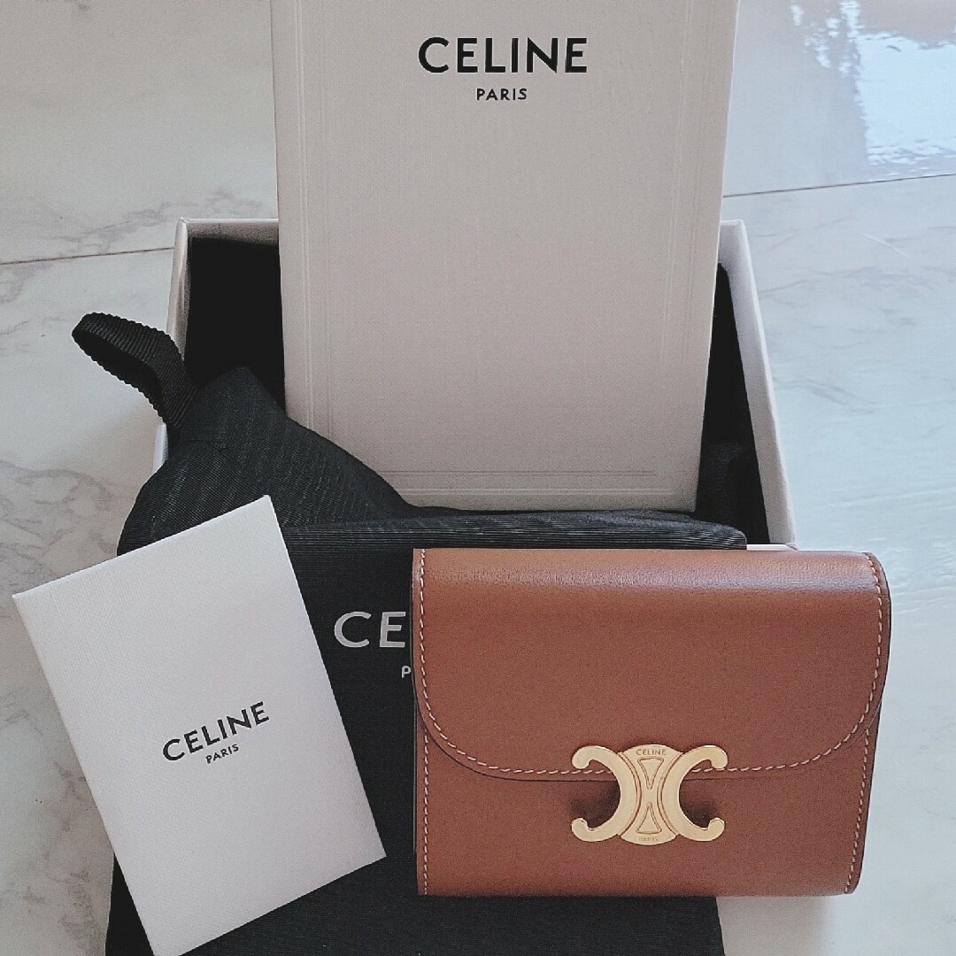 極美品 セリーヌ CELINE トリオンフ スモールウォレット 極美品 セリーヌ CELINE トリオンフ スモールウォレット