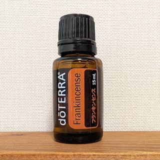 ドテラ(doTERRA)のドテラ☆フランキンセンス15ml☆新品・正規品(エッセンシャルオイル（精油）)