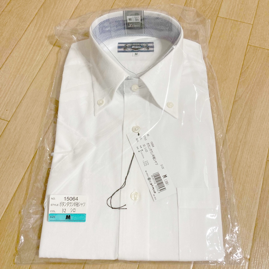 【新品】 メンズ 半袖ワイシャツ 白 M メンズのトップス(シャツ)の商品写真