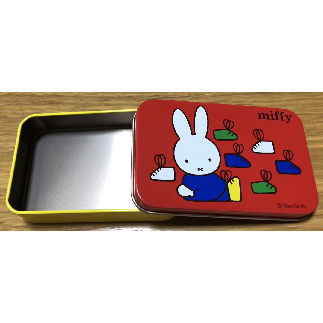 miffy(ミッフィー)のミッフィー/バレンタイン モロゾフ 空缶 エンタメ/ホビーのおもちゃ/ぬいぐるみ(キャラクターグッズ)の商品写真