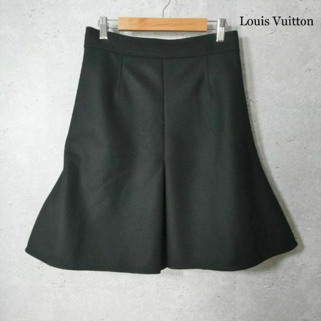 LOUIS VUITTON(ルイヴィトン)の良品 ルイヴィトン ウール タック 膝丈 スカート フレアスカート 黒 レディースのスカート(ひざ丈スカート)の商品写真