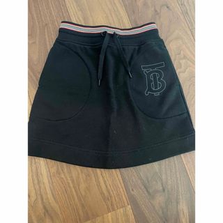 バーバリー(BURBERRY)の新品 BURBERRY バーバリー TBロゴスカート 6y(スカート)