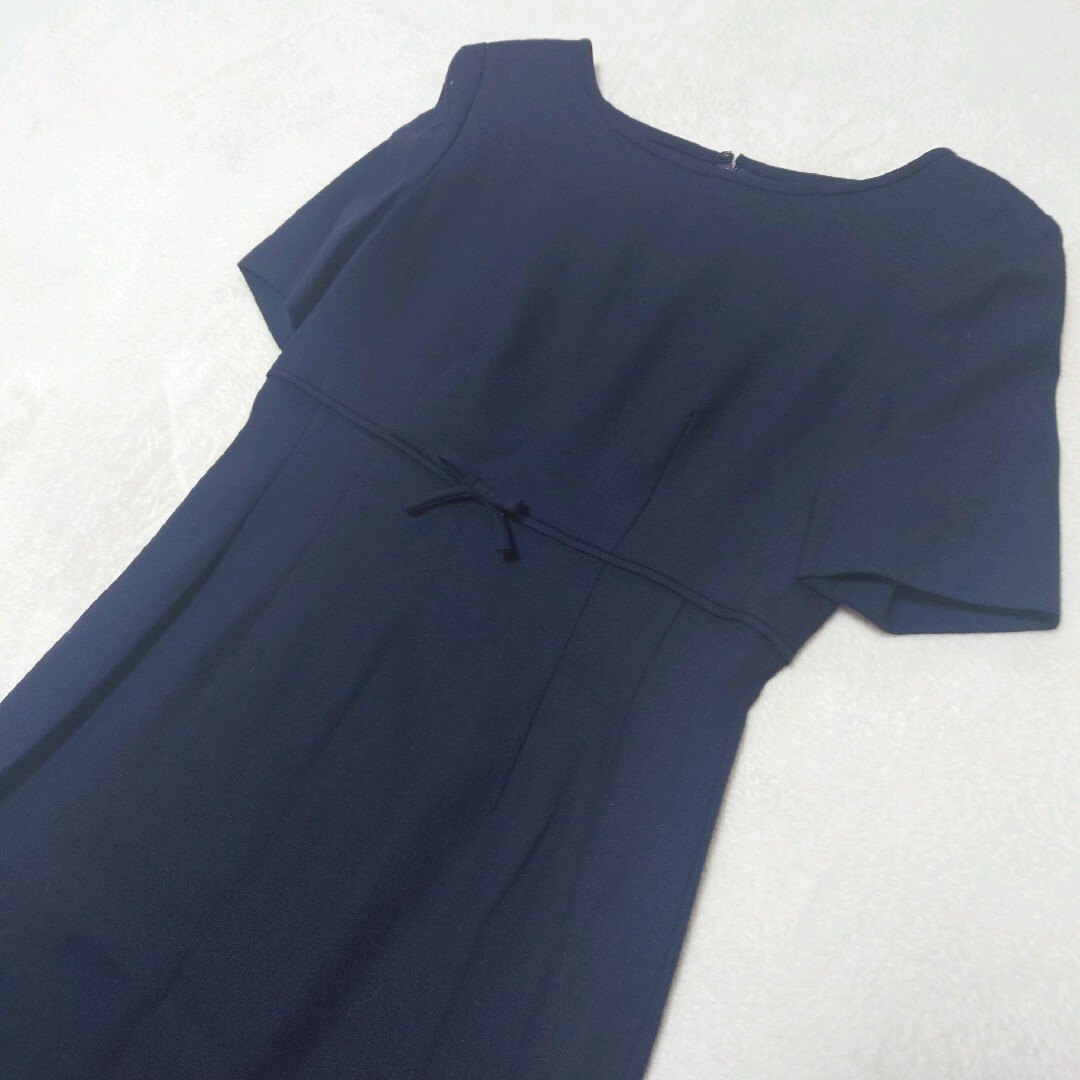 M'S GRACY(エムズグレイシー)のエムズグレイシー　スタンドカラージャケット　ひざ丈ワンピース　花刺繍　紺　日本製 レディースのフォーマル/ドレス(スーツ)の商品写真