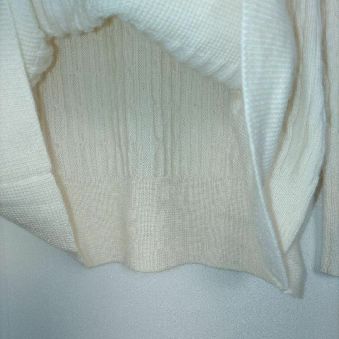 DHC(ディーエイチシー)のb3077【DHC】洗えるウール100％長袖リブ編みニットセーター 大人の白L レディースのトップス(ニット/セーター)の商品写真