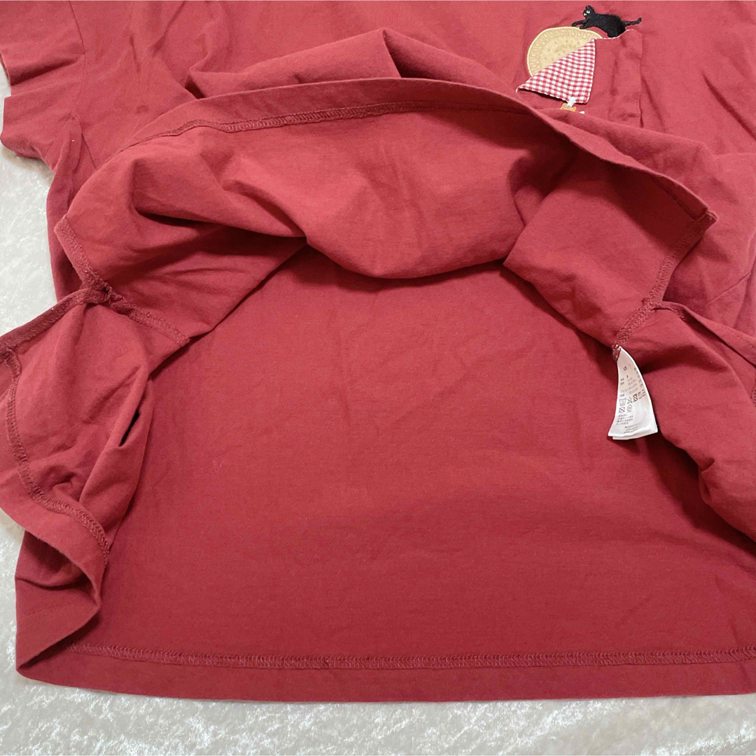 Design Tshirts Store graniph(グラニフ)の美品★グラニフ graniph 半袖 猫 刺繍 ポッケ クッキー アシメ ネコ レディースのトップス(Tシャツ(半袖/袖なし))の商品写真