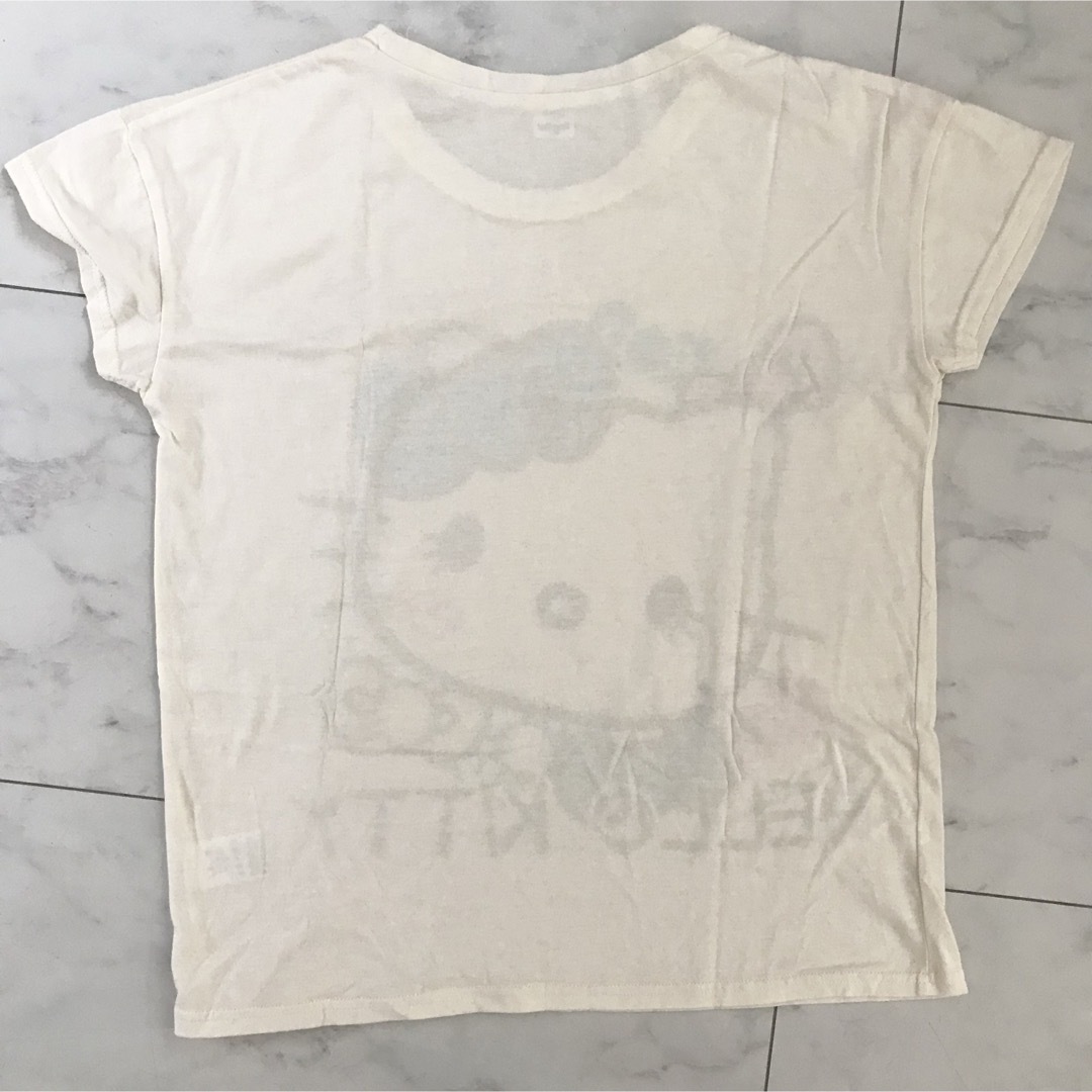 ハローキティ(ハローキティ)のUSJユニバ　Tシャツ ハローキティ　M レディースのトップス(Tシャツ(半袖/袖なし))の商品写真