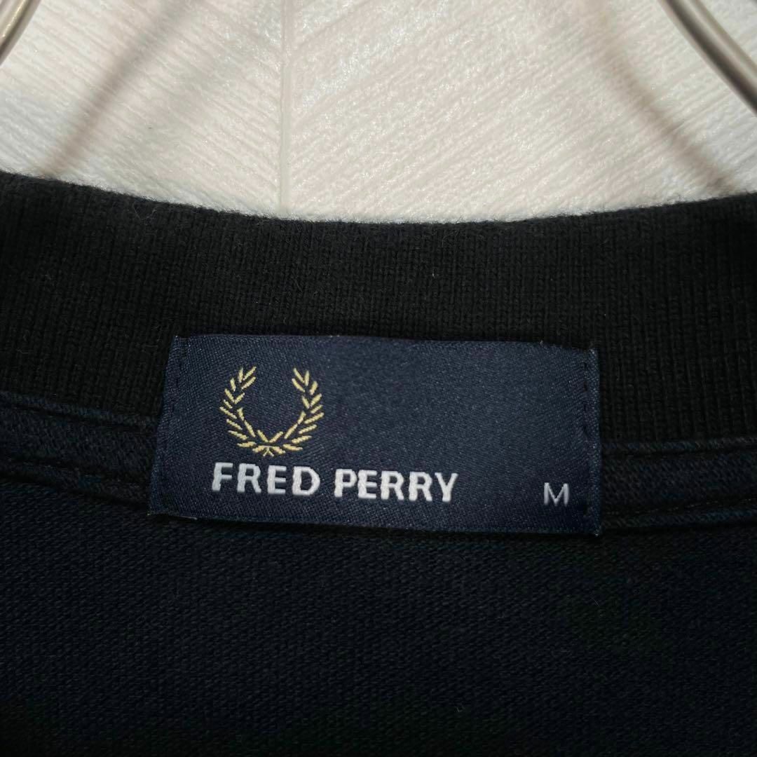 FRED PERRY(フレッドペリー)の美品 フレッドペリー ポロシャツ M3600 ライン 刺繍ロゴ 鹿子 黒赤 半袖 メンズのトップス(ポロシャツ)の商品写真