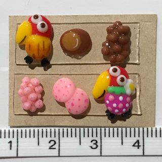 ネイルパーツ　キョロちゃん　チョコボール(デコパーツ)