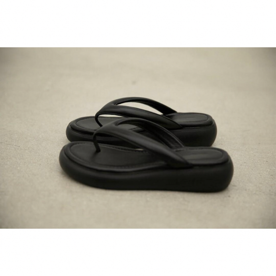 ohtoro platform flip flops 黒 24cm レディースの靴/シューズ(サンダル)の商品写真