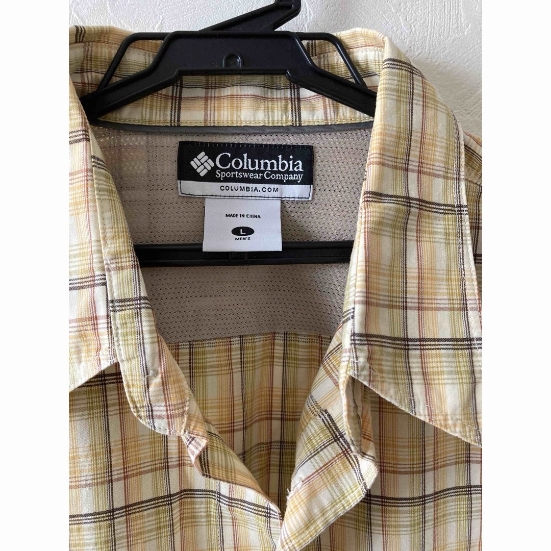 Columbia(コロンビア)のColombia 半袖シャツ　メンズLサイズ メンズのトップス(シャツ)の商品写真