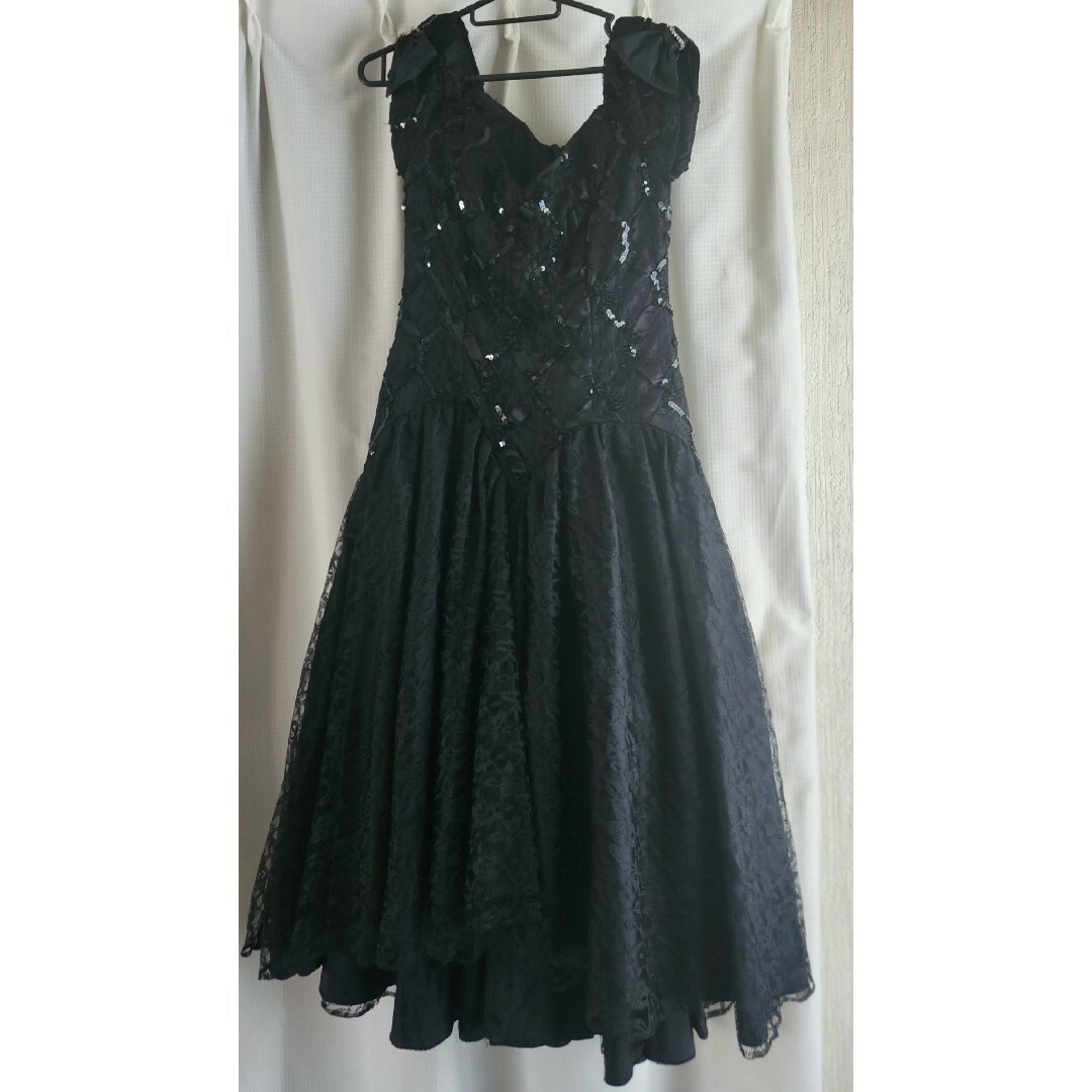 美品　USA製　ボリュームあるフォーマルドレス　黒スパンコール　リボン　舞台 レディースのフォーマル/ドレス(ミディアムドレス)の商品写真
